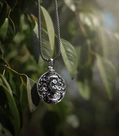 Hanuman Ji Pendant with Silver Chain (जय श्री राम)